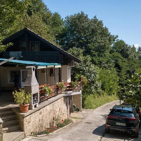 Vikendica Apartma Pepi *