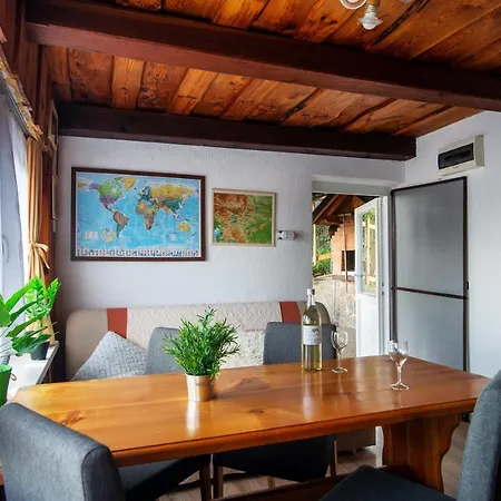 度假居 Apartma Pepi 罗加斯卡斯拉提纳